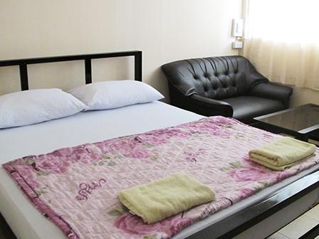 Lee House Inn Bangkok Dış mekan fotoğraf
